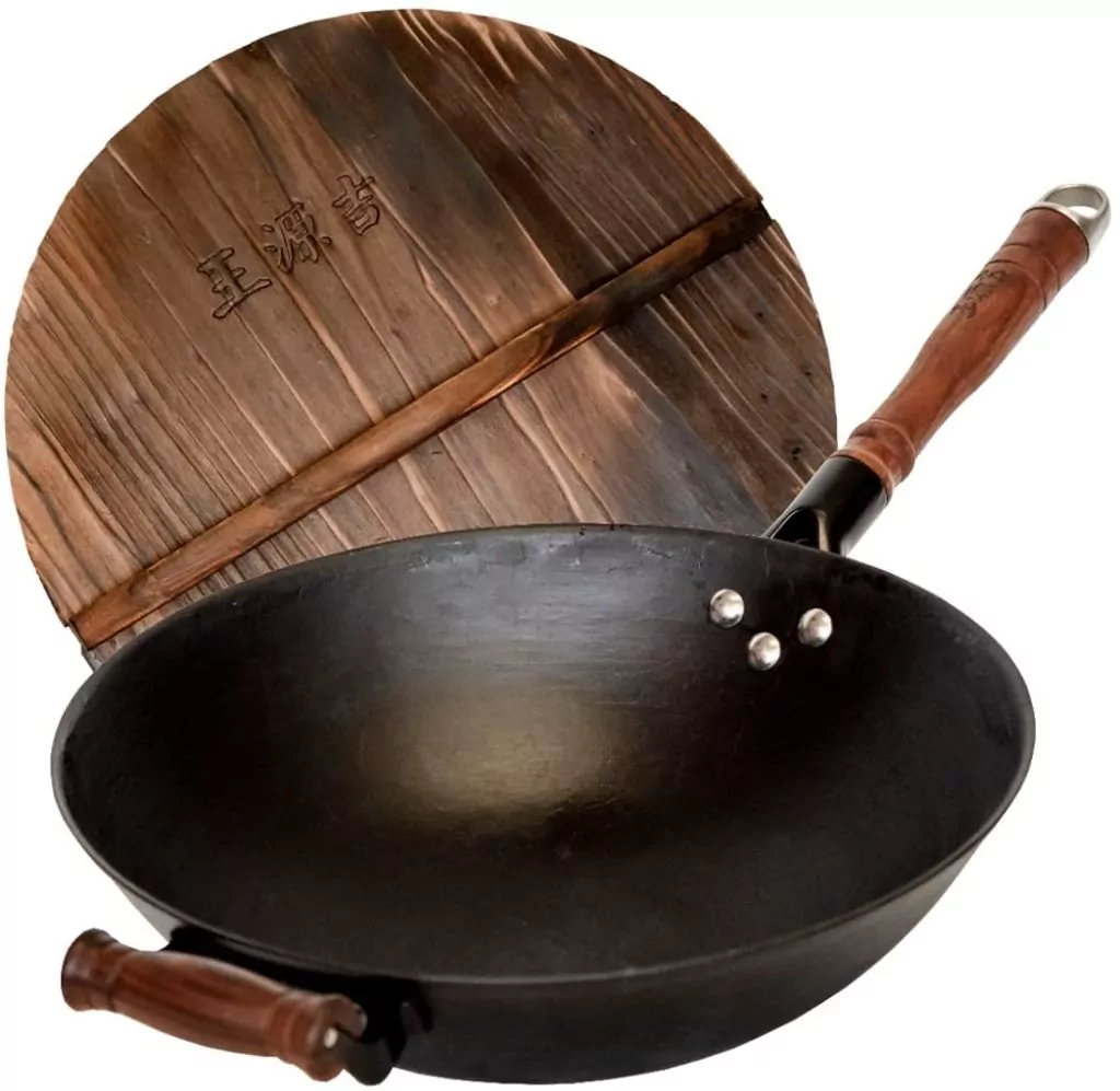 Wangyuanji cast iron wok with wooden handles and lid
